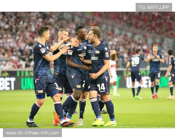 德甲球队重大事件汇总：历史转折与关键节点